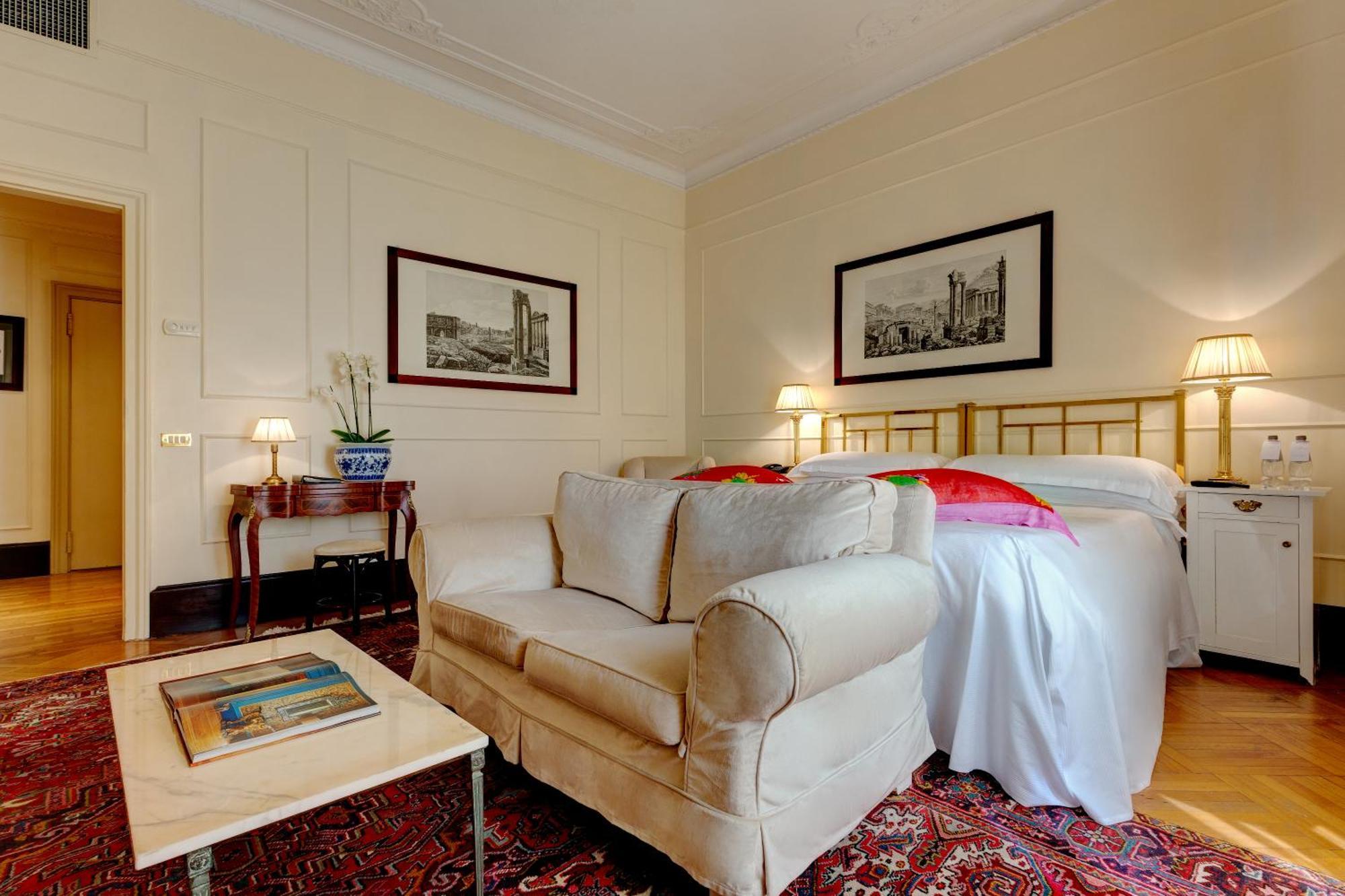 Grand Hotel Plaza Rome Bagian luar foto