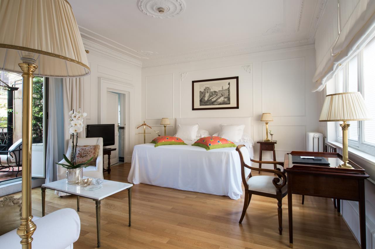 Grand Hotel Plaza Rome Bagian luar foto