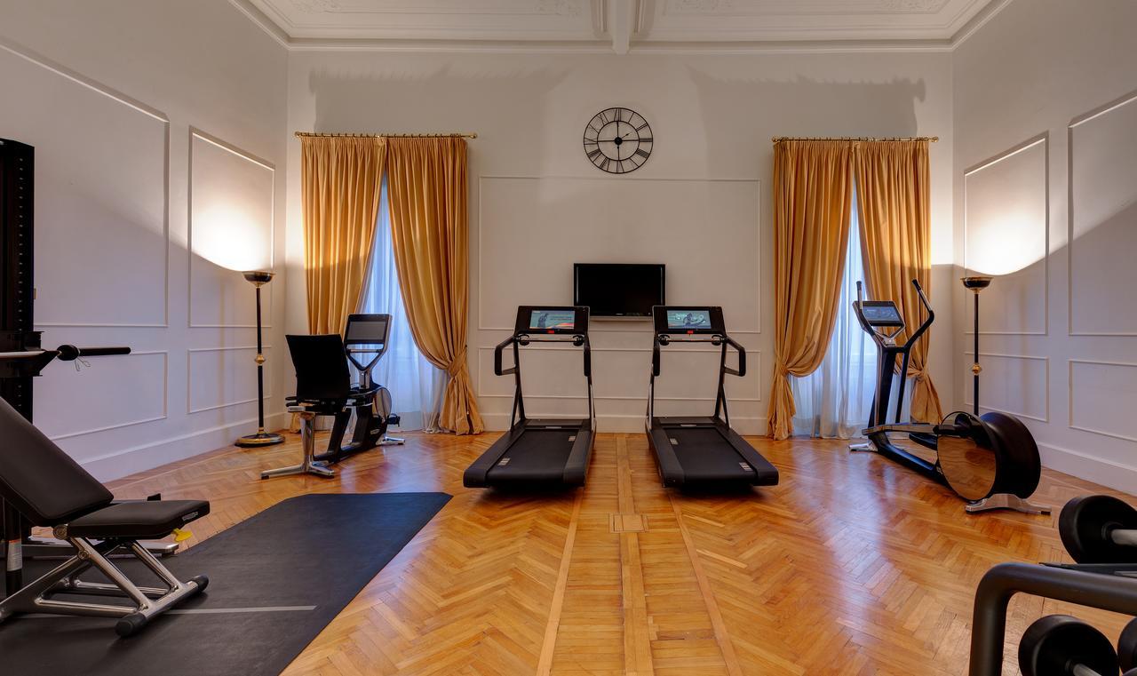 Grand Hotel Plaza Rome Bagian luar foto