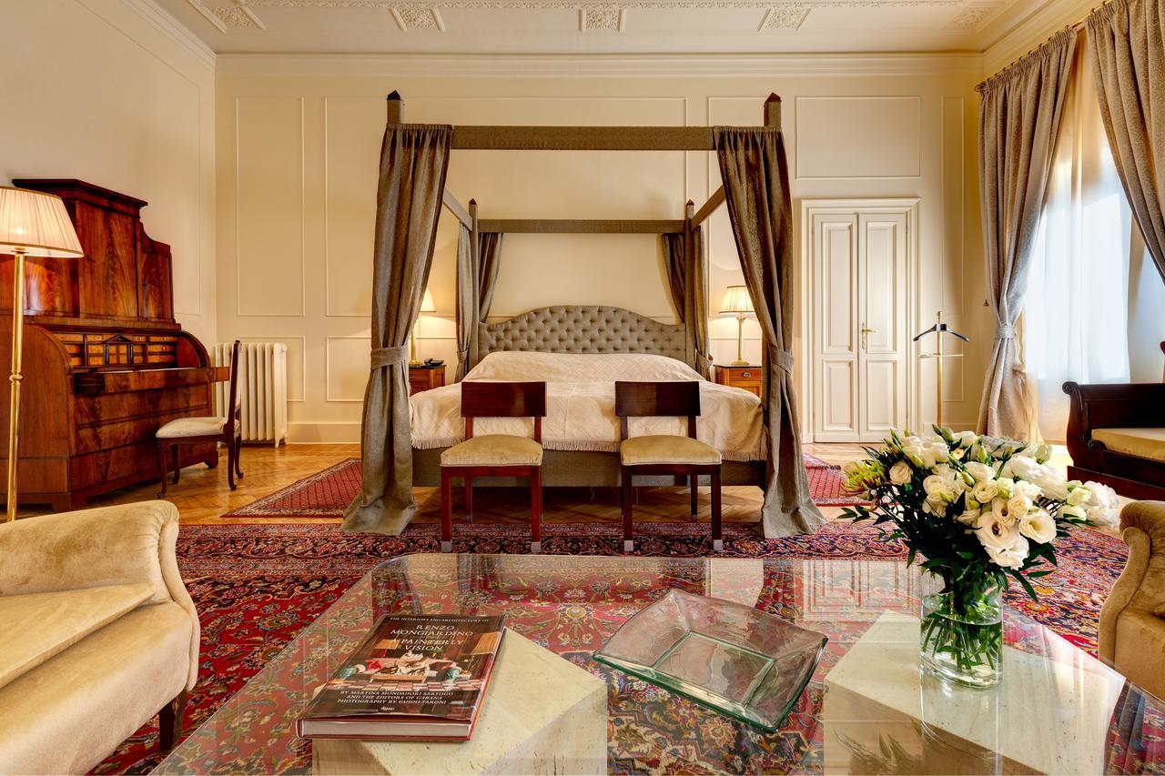 Grand Hotel Plaza Rome Bagian luar foto
